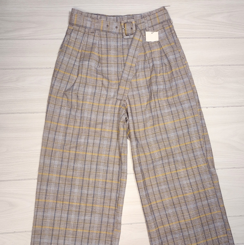 A new day Women's High-Rise Plaid Belted Wide Leg Pants Size 4.